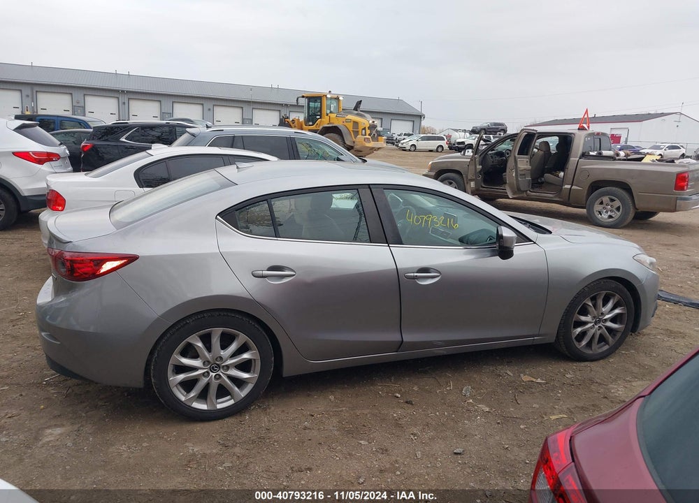 2015 MAZDA 3 S TOURING VIN: JM1BM1V30F1262190