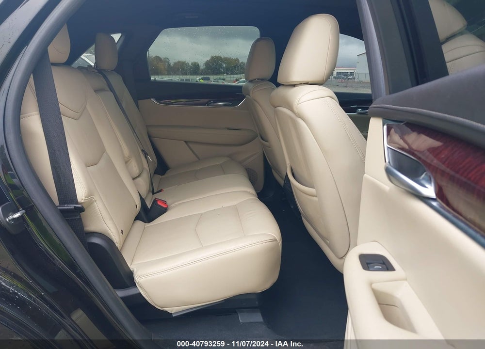 2017 CADILLAC XT5 LUXURY VIN: 1GYKNBRS5HZ296595