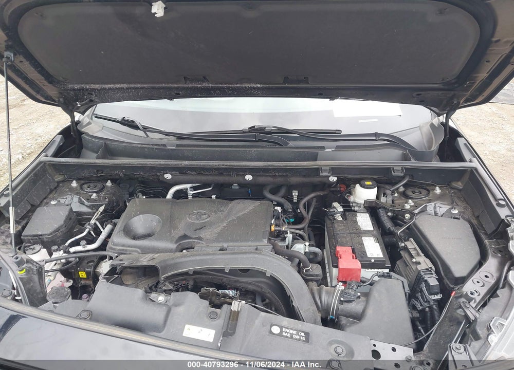 2021 TOYOTA RAV4 XLE VIN: 2T3P1RFV9MC242470