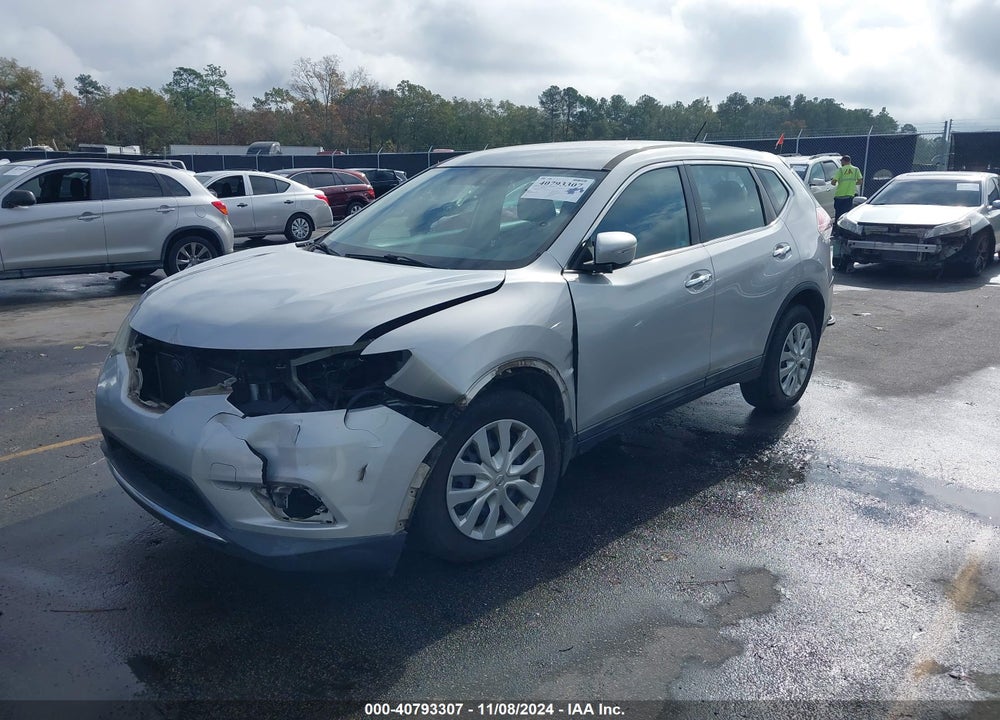 2015 NISSAN ROGUE S VIN: 5N1AT2MT0FC909502