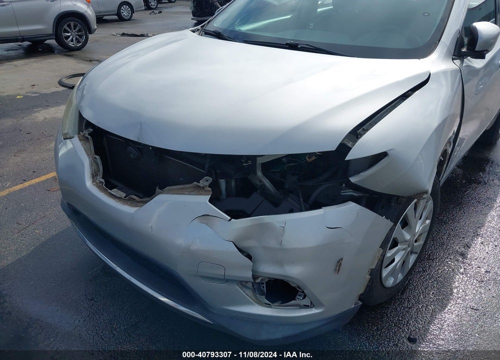 2015 NISSAN ROGUE S VIN: 5N1AT2MT0FC909502
