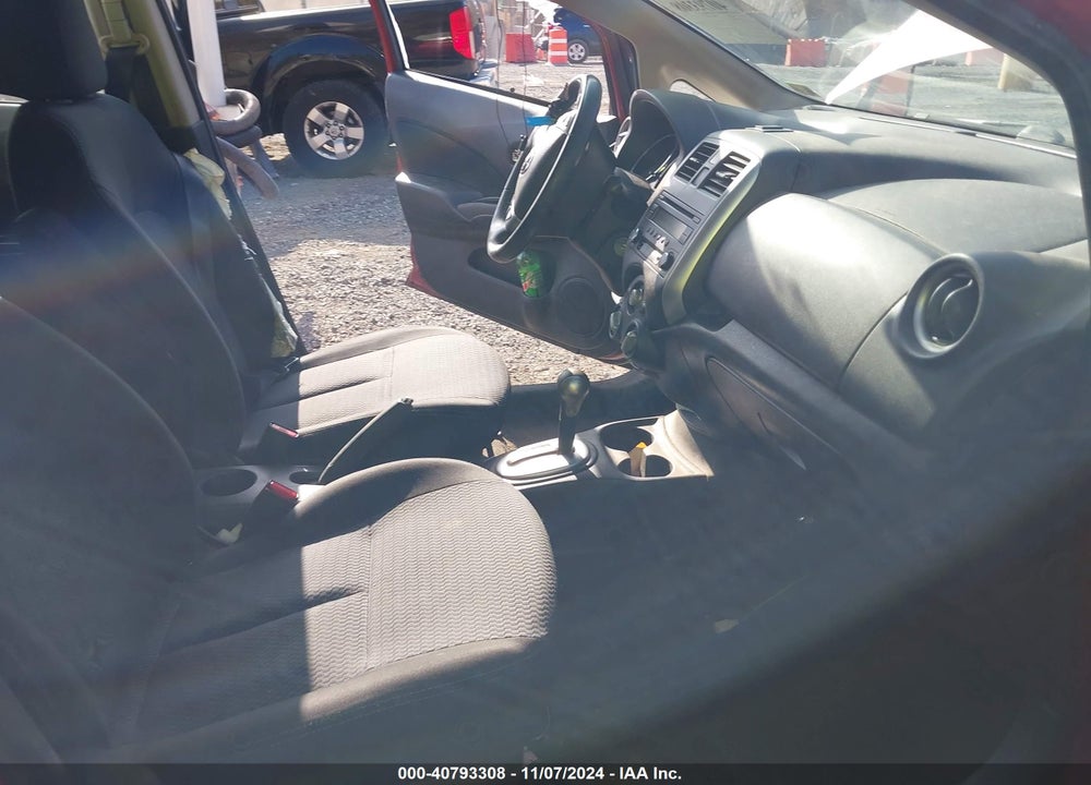2014 NISSAN VERSA NOTE SV VIN: 3N1CE2CP5EL404699