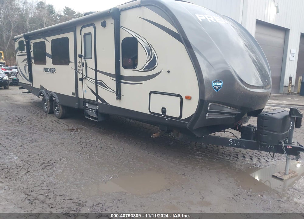 2018 KEYSTONE OTHER VIN: 4YDT31B25JD435757