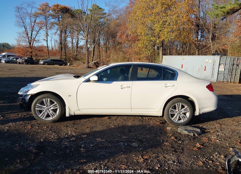 2015 INFINITI Q40 VIN: JN1CV6AR7FM524166