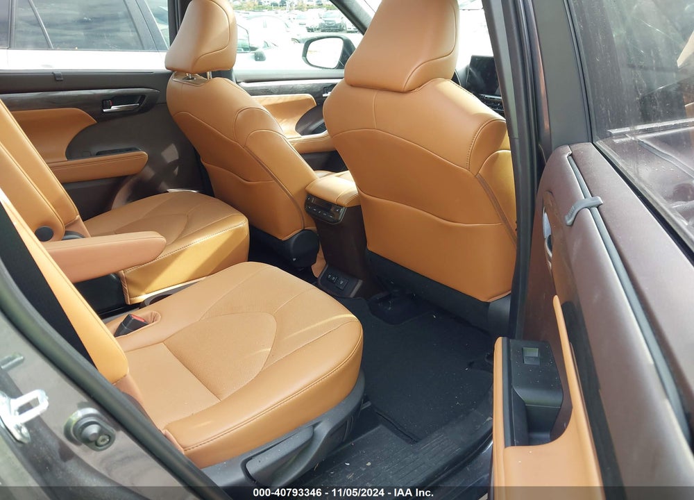 2021 TOYOTA HIGHLANDER PLATINUM VIN: 5TDFZRBH3MS118845