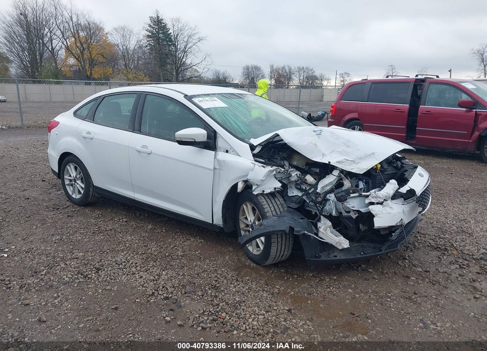 2016 FORD FOCUS SE VIN: 1FADP3F27GL373476
