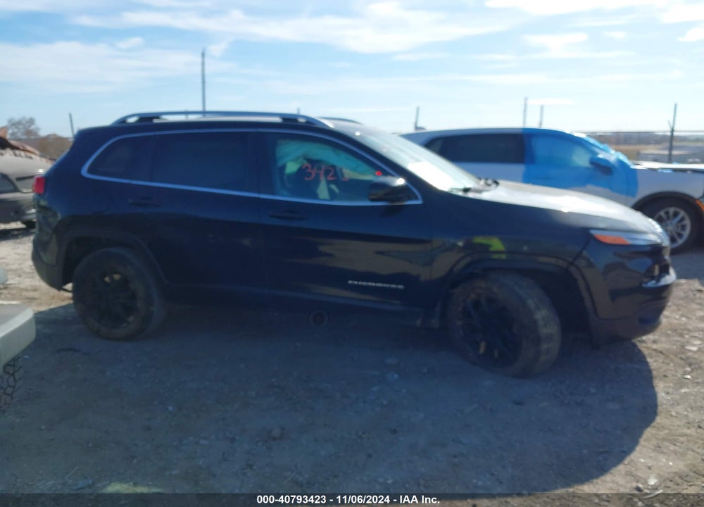 2016 JEEP CHEROKEE LATITUDE VIN: 1C4PJMCB8GW197202