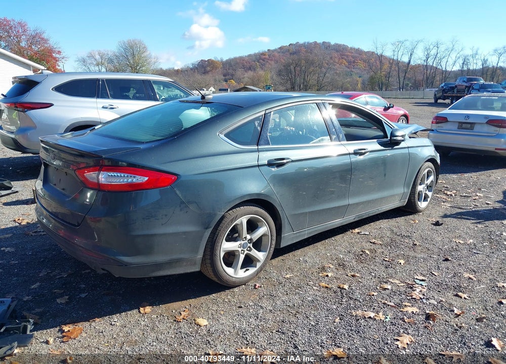 2015 FORD FUSION SE VIN: 3FA6P0H77FR302682