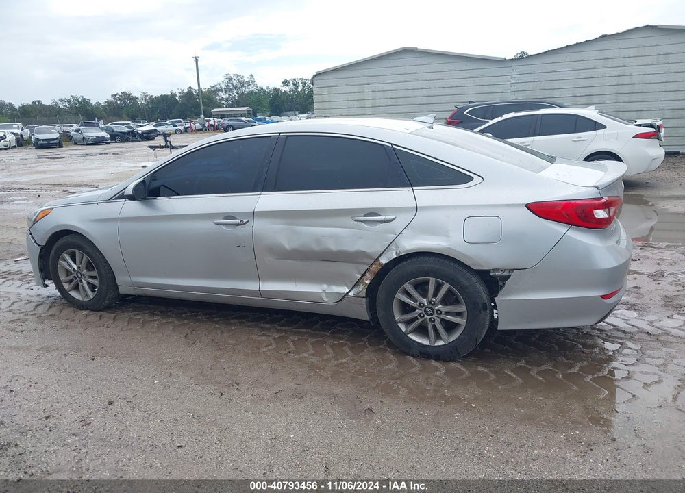 2016 HYUNDAI SONATA SE VIN: 5NPE24AF8GH373424