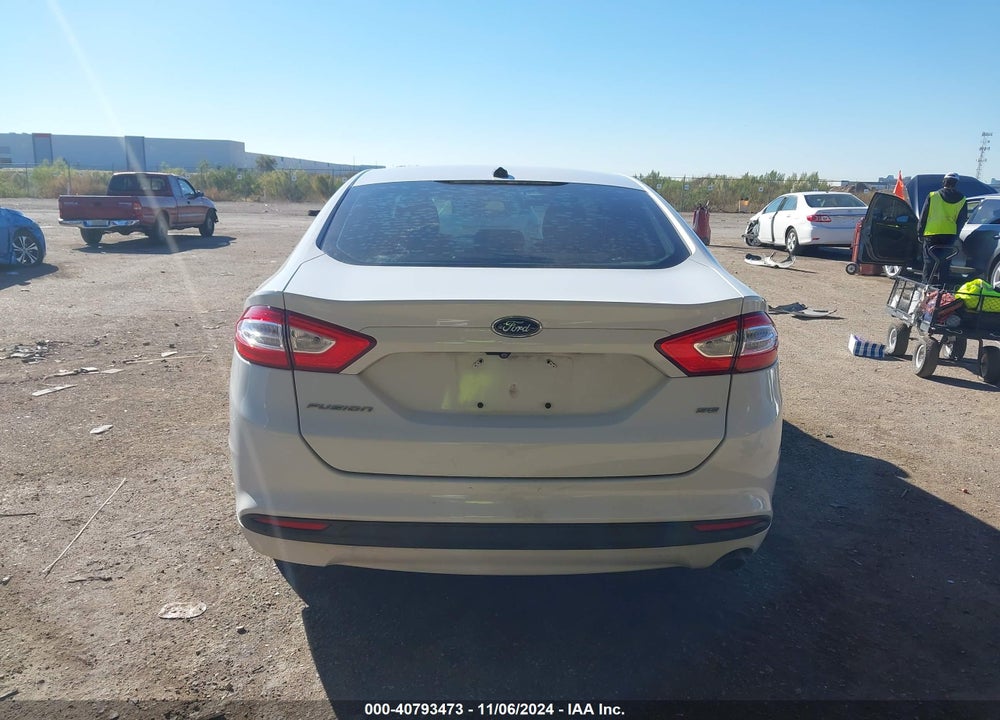 2015 FORD FUSION SE VIN: 3FA6P0H76FR118222