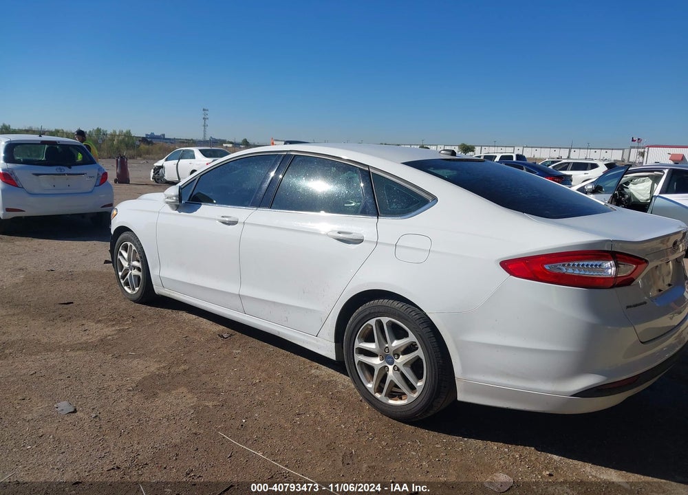 2015 FORD FUSION SE VIN: 3FA6P0H76FR118222