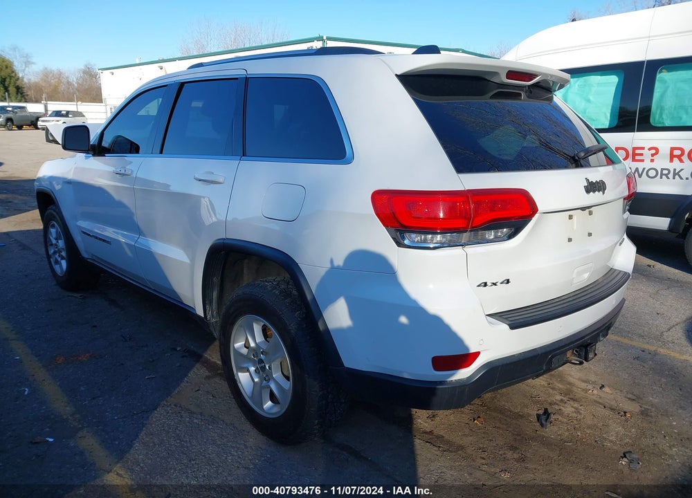 2017 JEEP GRAND CHEROKEE LAREDO 4X4 VIN: 1C4RJFAGXHC756562