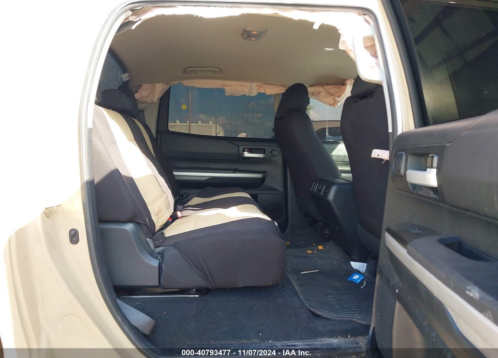 2017 TOYOTA TUNDRA SR5 5.7L V8 VIN: 5TFDW5F1XHX654598