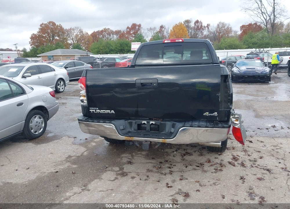 2008 TOYOTA TUNDRA BASE 5.7L V8 VIN: 5TFKV52138X002826