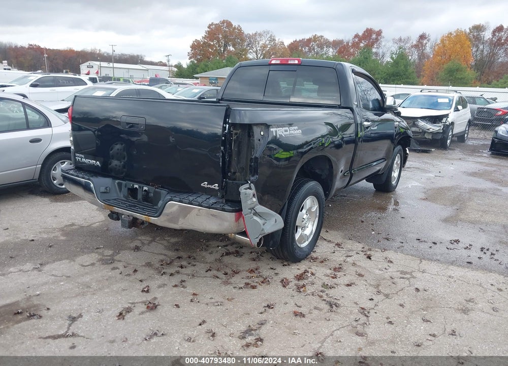 2008 TOYOTA TUNDRA BASE 5.7L V8 VIN: 5TFKV52138X002826