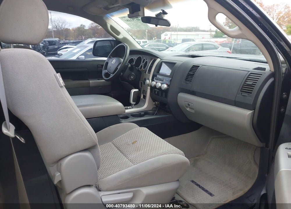 2008 TOYOTA TUNDRA BASE 5.7L V8 VIN: 5TFKV52138X002826