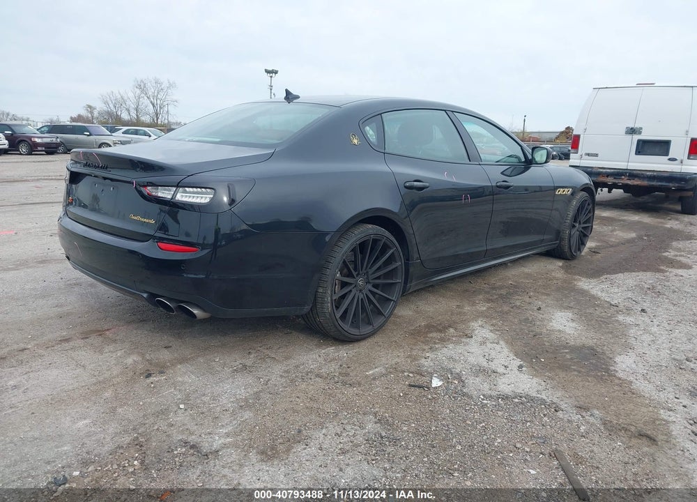 2014 MASERATI QUATTROPORTE VIN: ZAM56RRA0E1084175