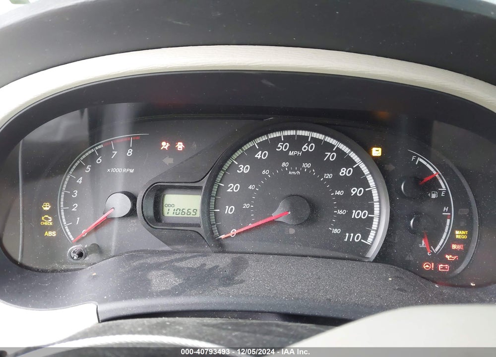 2011 TOYOTA SIENNA LE V6 VIN: 5TDKK3DC1BS086881