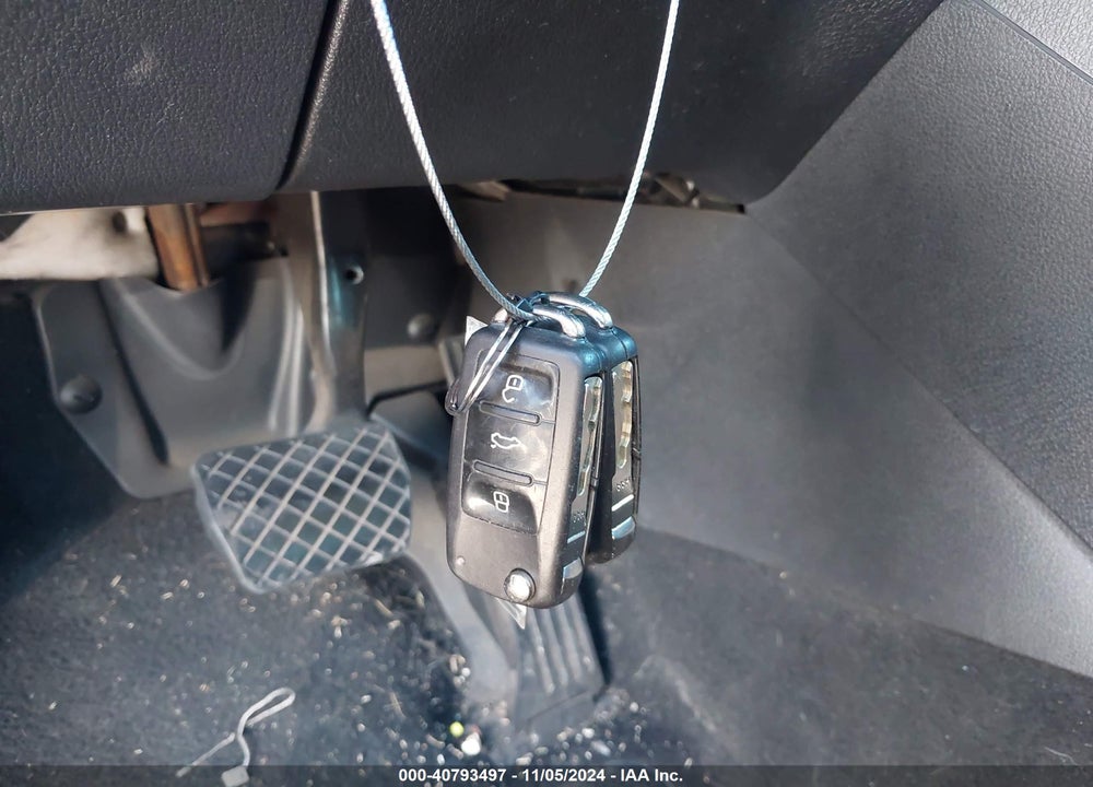 2014 VOLKSWAGEN TIGUAN SE VIN: WVGBV3AX9EW052024