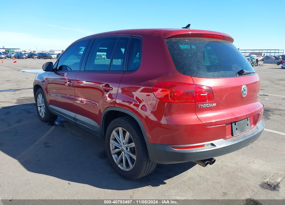 2014 VOLKSWAGEN TIGUAN SE VIN: WVGBV3AX9EW052024