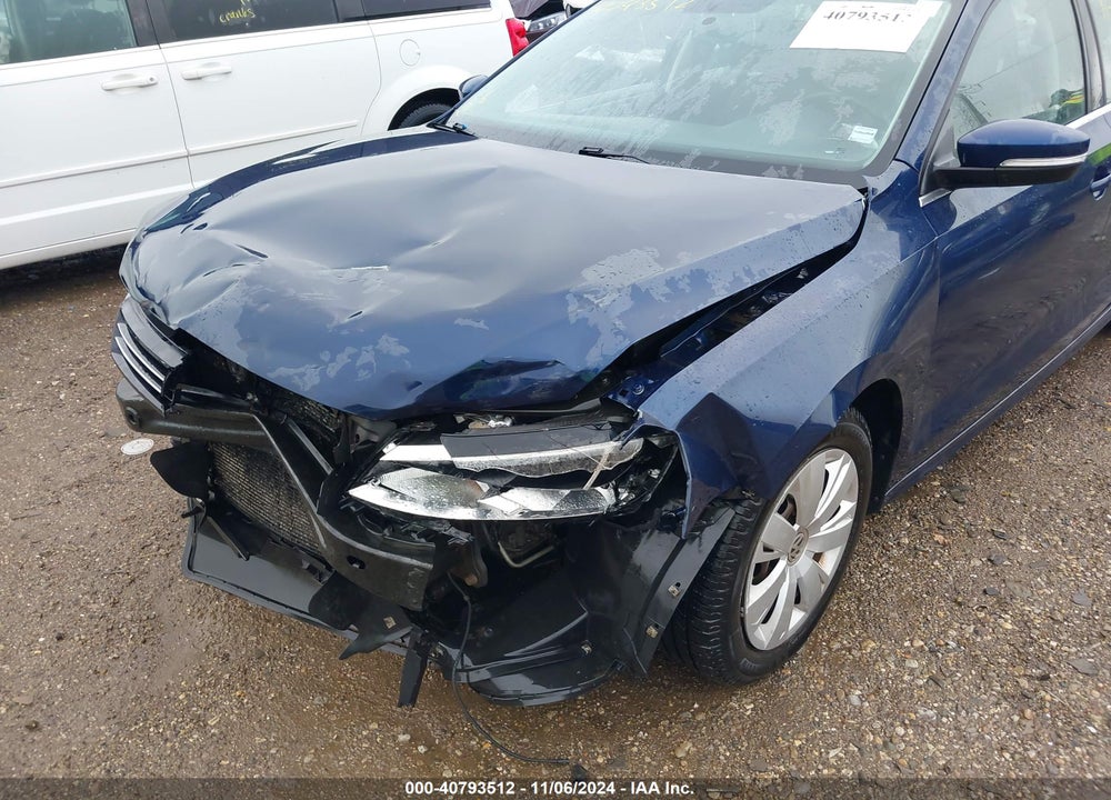 2013 VOLKSWAGEN JETTA 2.5L SE VIN: 3VWDP7AJ0DM417213