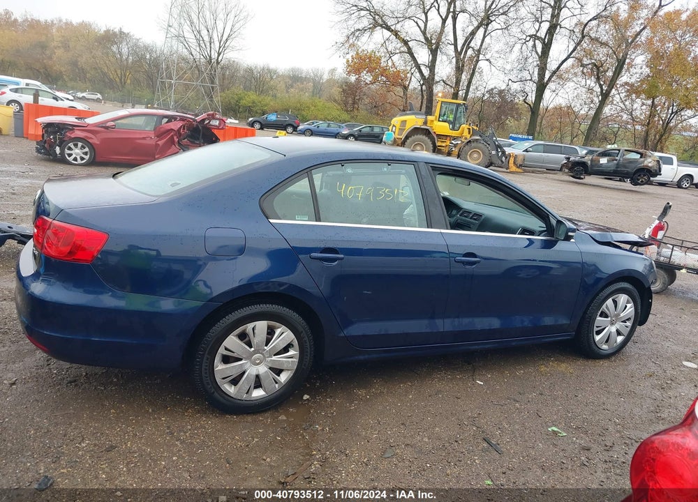 2013 VOLKSWAGEN JETTA 2.5L SE VIN: 3VWDP7AJ0DM417213