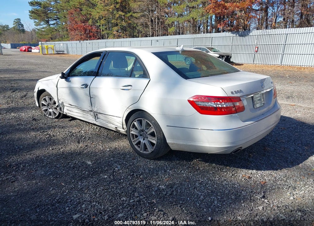 2013 MERCEDES-BENZ E 350 4MATIC VIN: WDDHF8JB7DA725584