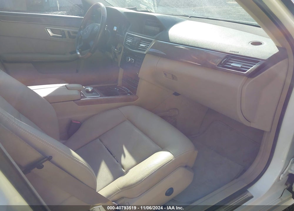 2013 MERCEDES-BENZ E 350 4MATIC VIN: WDDHF8JB7DA725584