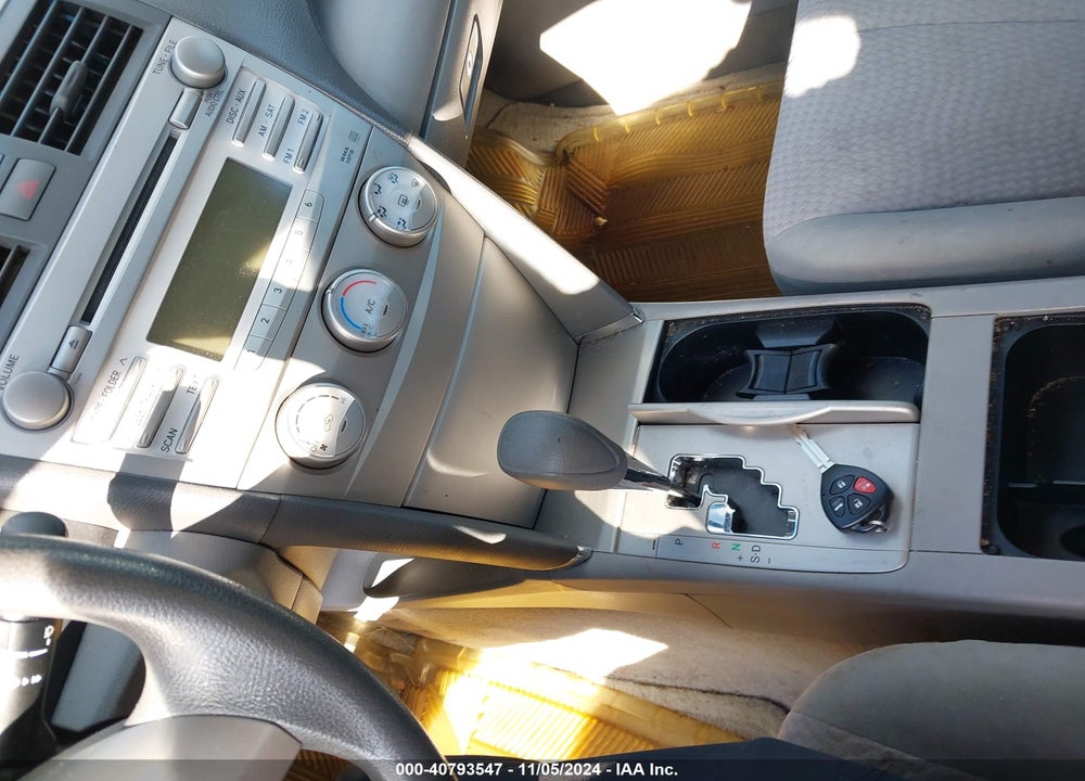 2010 TOYOTA CAMRY LE VIN: 4T1BF3EK0AU528792