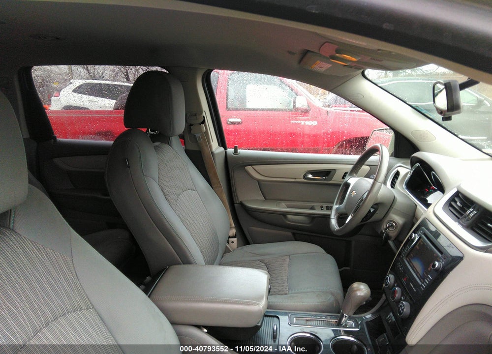2015 CHEVROLET TRAVERSE 1LT VIN: 1GNKRGKD3FJ278537
