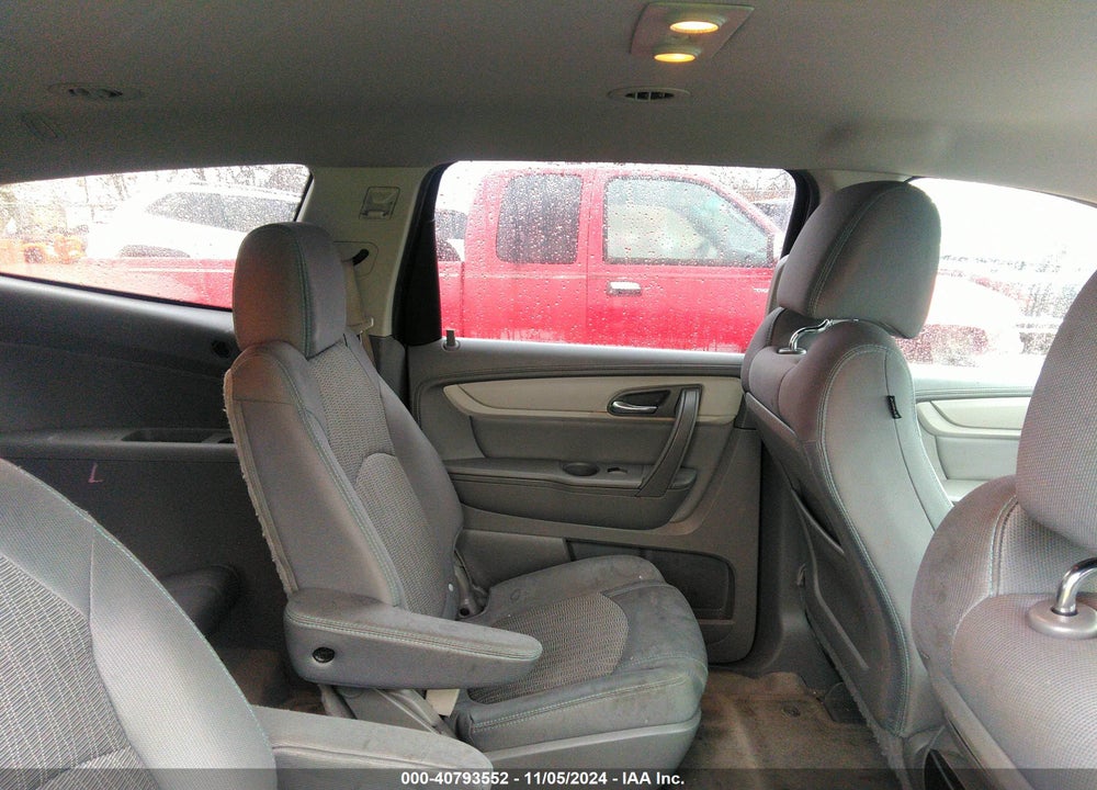 2015 CHEVROLET TRAVERSE 1LT VIN: 1GNKRGKD3FJ278537