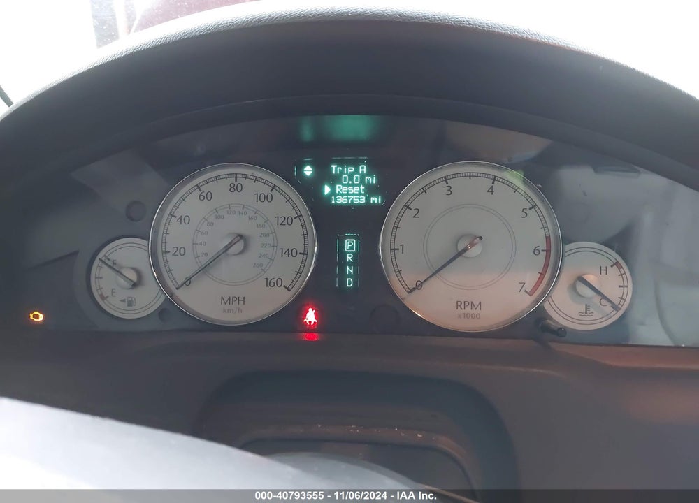 2007 CHRYSLER 300C VIN: 2C3KA63H57H684287