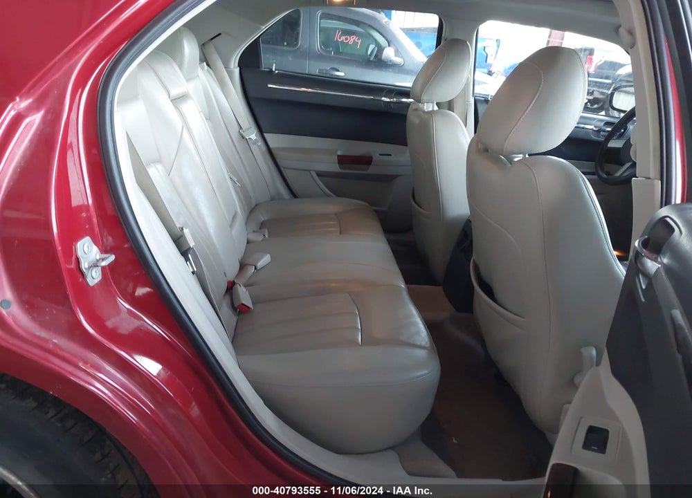 2007 CHRYSLER 300C VIN: 2C3KA63H57H684287
