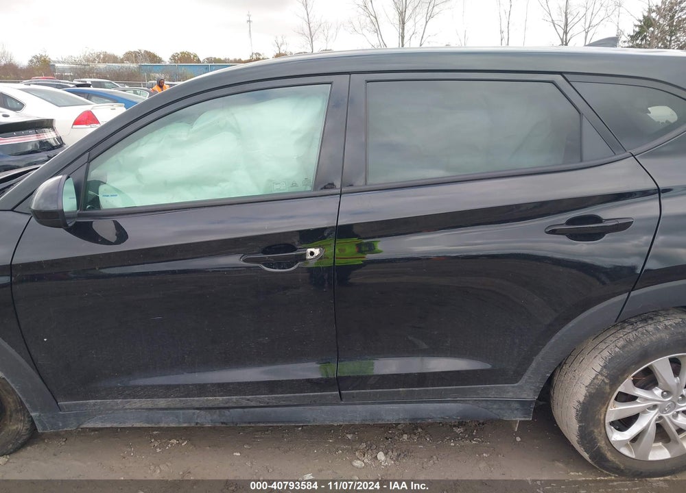 2021 HYUNDAI TUCSON SE VIN: KM8J23A47MU298753
