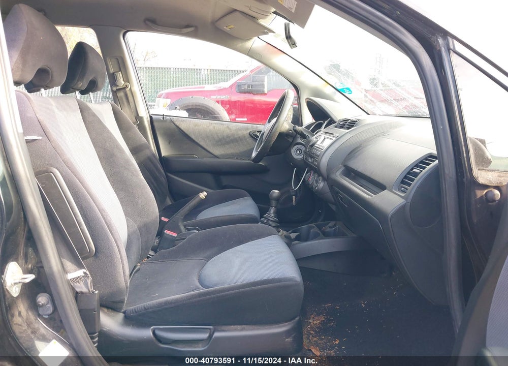 2008 HONDA FIT VIN: JHMGD37468S029658
