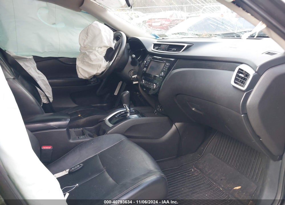 2015 NISSAN ROGUE SL VIN: 5N1AT2MV1FC829353