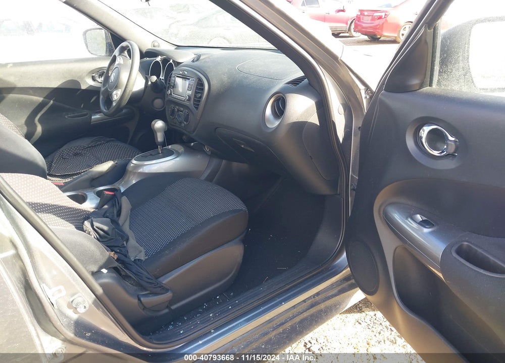 2015 NISSAN JUKE S VIN: JN8AF5MV8FT563055