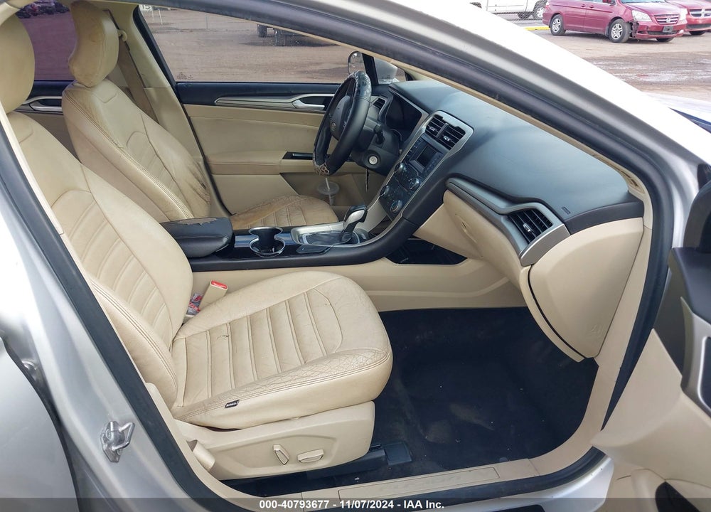 2015 FORD FUSION SE VIN: 3FA6P0H70FR193983