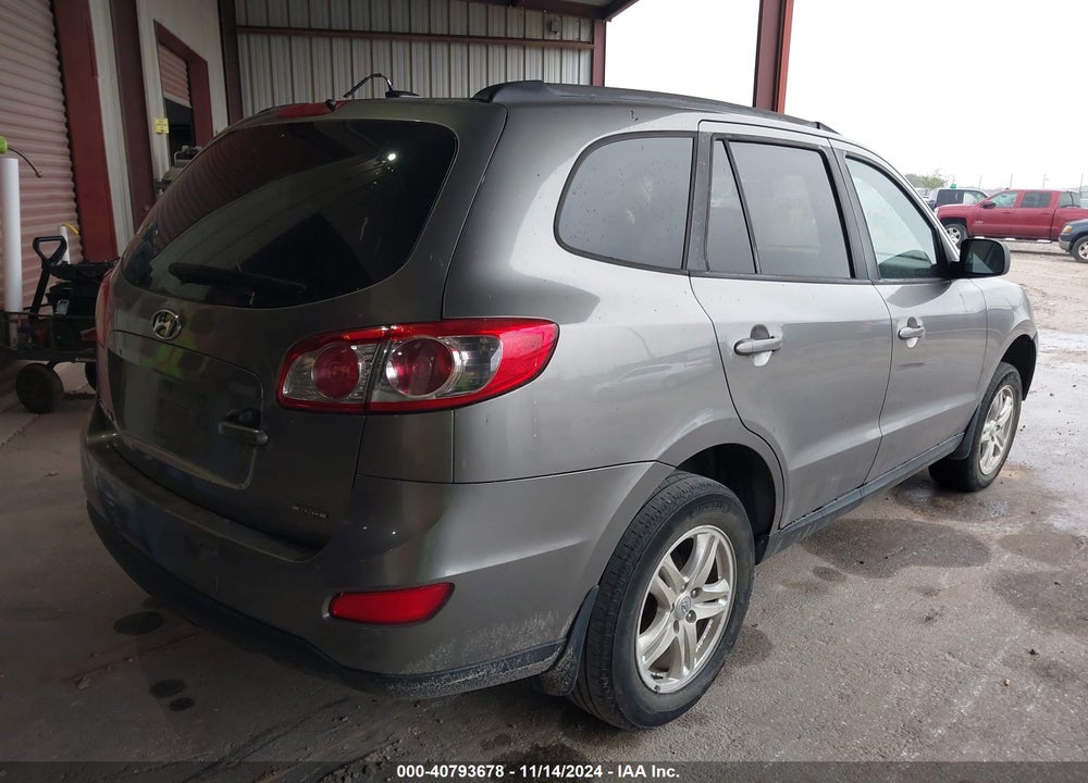 2012 HYUNDAI SANTA FE GLS VIN: 5XYZGDABXCG102849