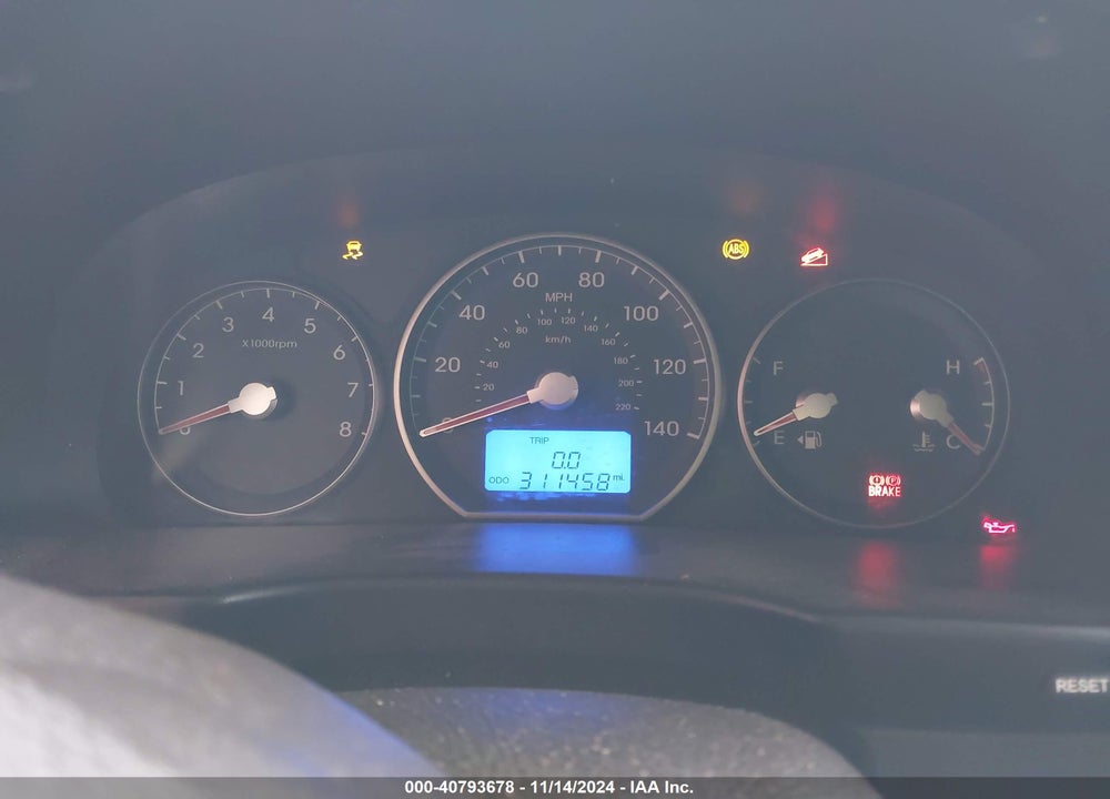 2012 HYUNDAI SANTA FE GLS VIN: 5XYZGDABXCG102849