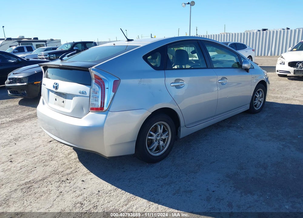 2015 TOYOTA PRIUS VIN: JTDKN3DU9F0440526