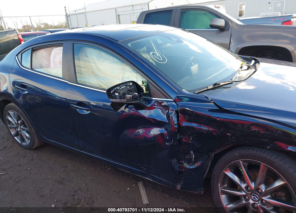 2018 MAZDA 3 GRAND TOURING VIN: 3MZBN1W38JM215834