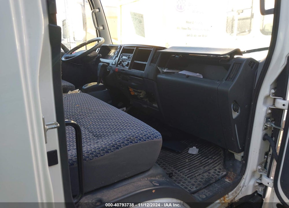 2023 ISUZU NPR HD VIN: 54DC4W1D0PS207598