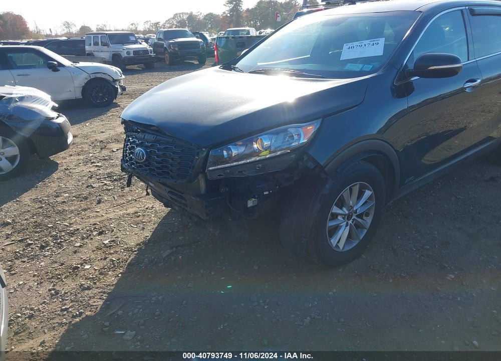 2019 KIA SORENTO 2.4L LX VIN: 5XYPGDA39KG553012
