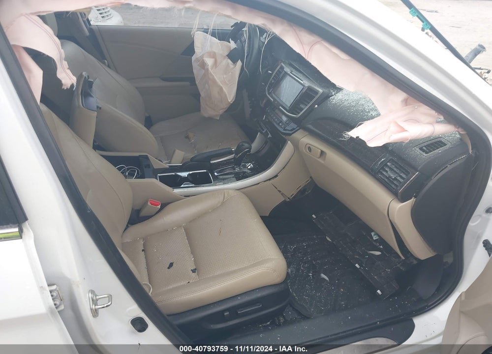 2016 HONDA ACCORD VIN: 1HGCR2F99GA020497