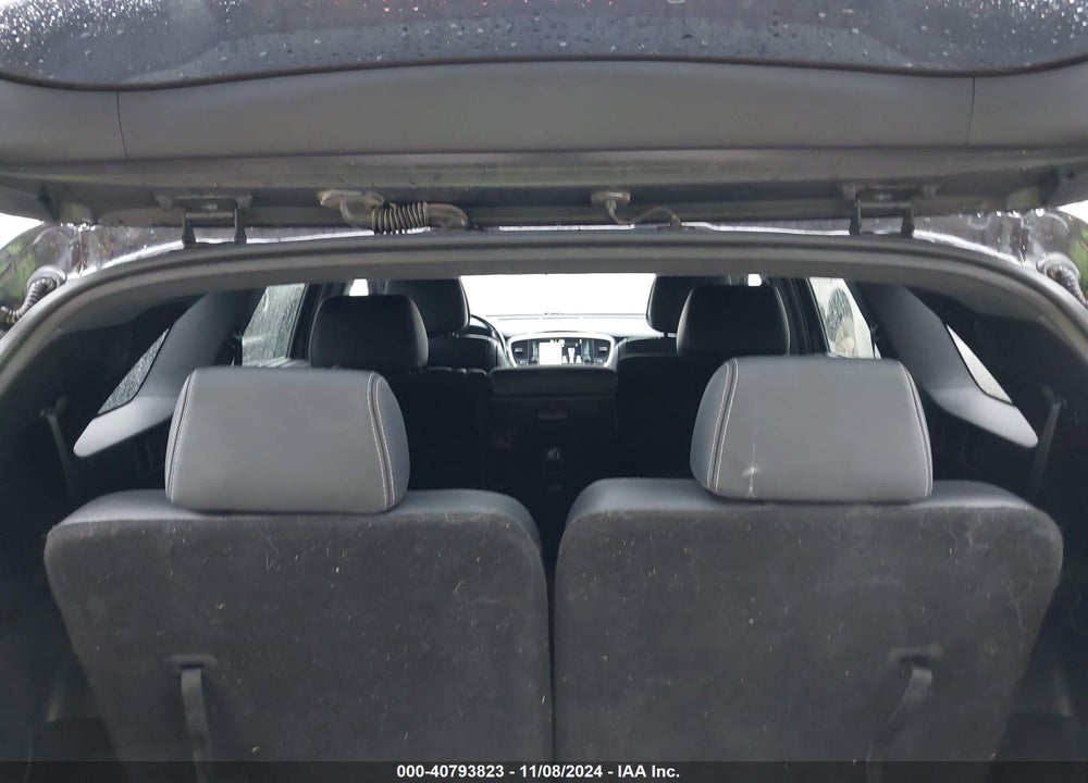 2016 KIA SORENTO 3.3L SXL VIN: 5XYPK4A56GG100912