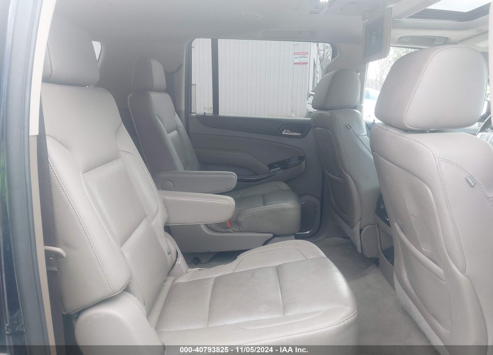 2017 GMC YUKON XL SLT VIN: 1GKS2GKC5HR333101