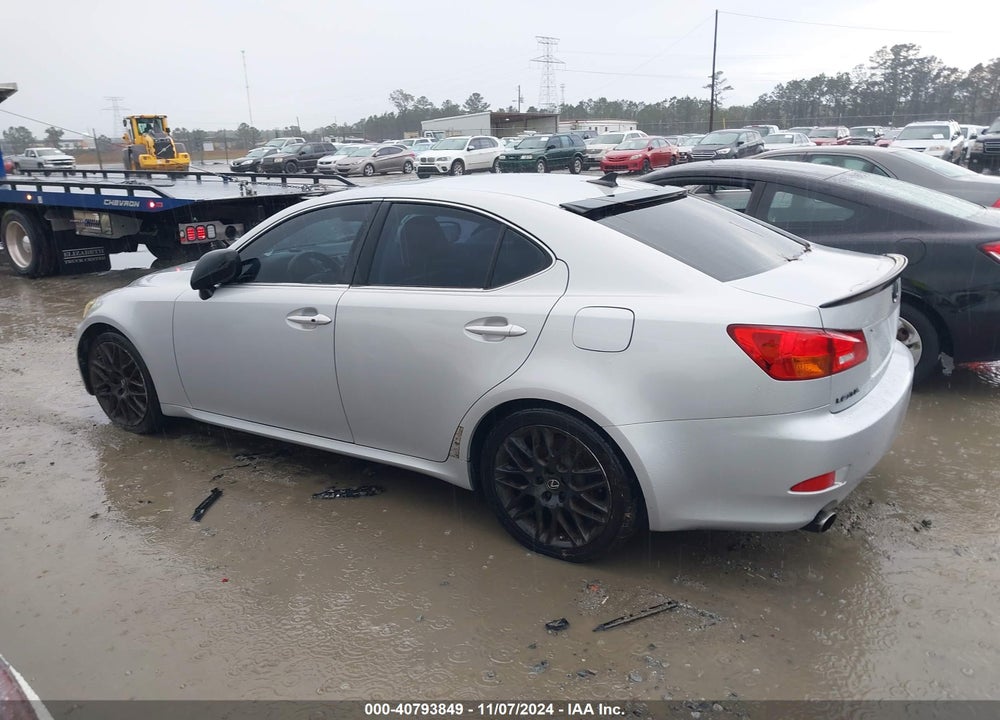 2007 LEXUS IS 350 VIN: JTHBE262872008827