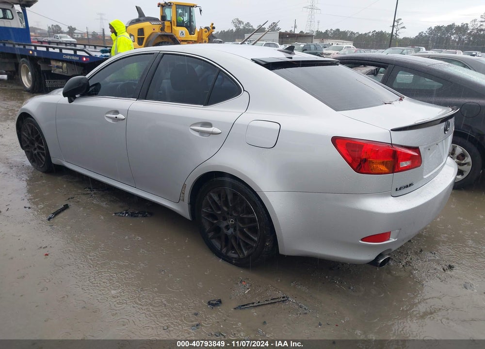 2007 LEXUS IS 350 VIN: JTHBE262872008827