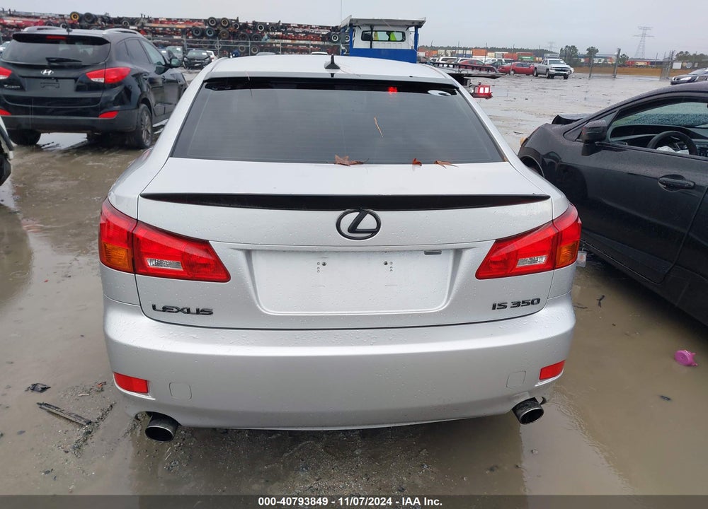 2007 LEXUS IS 350 VIN: JTHBE262872008827